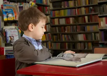 How to Choose Book Gifts for Babies